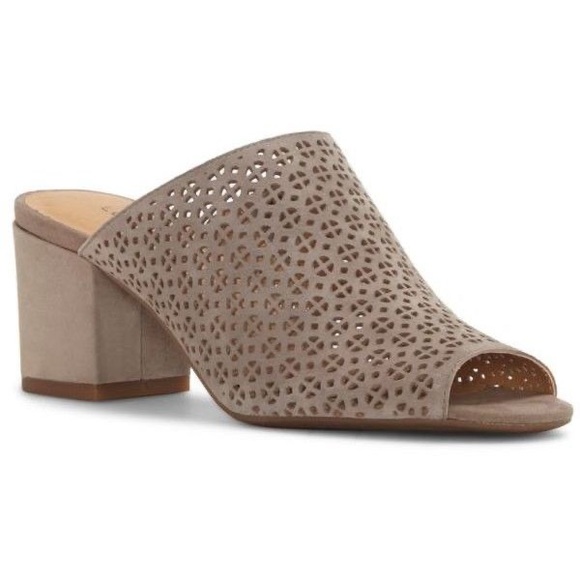 Lucky Brand Shoes - Lucky Brand Perforated Design Grey/Tan Colored Heels Size 8.5 M